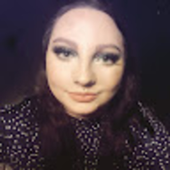 Meet your Posher, Jess - Picture 1 of 1